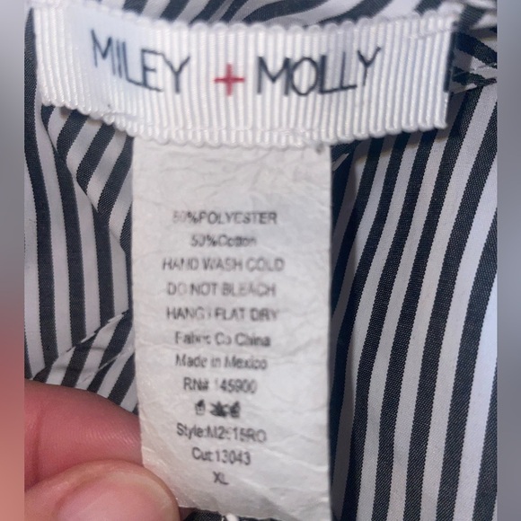 Miley & Molly off the shoulder top size XL, fits like a Large - Picture 6 of 6